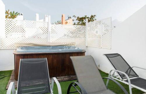 Boutique Townhouse with Hot Tub near Puerto Banus - Foto 33