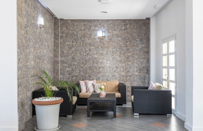 Apartamentos LIVVO Morromar - Photo 2