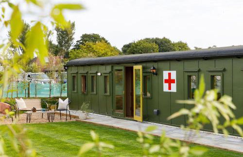 Beautifully Restored WW2 Carriage - Sleeps 6 - Foto 2