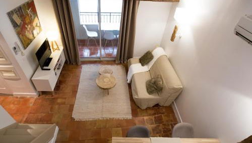 Entre Pierres et Soleil - Vue cité - Foto 4