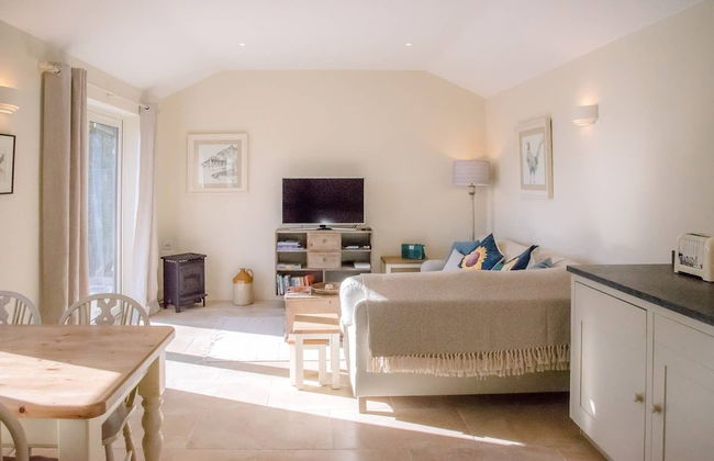 Hill Stables, Ufford - Photo 9