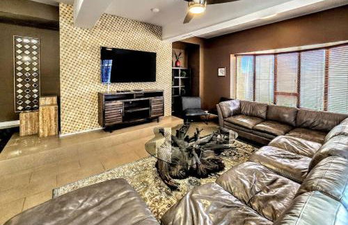 Vegas Speakeasy I HotTub I Pool I Games I Stadium - Foto 4