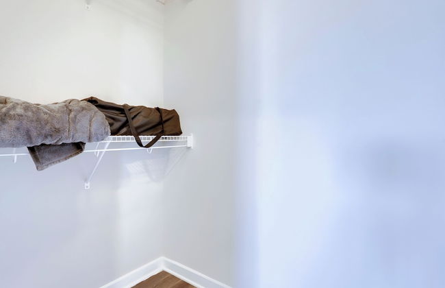 Spacious Apartment in Alexandria - Photo 23