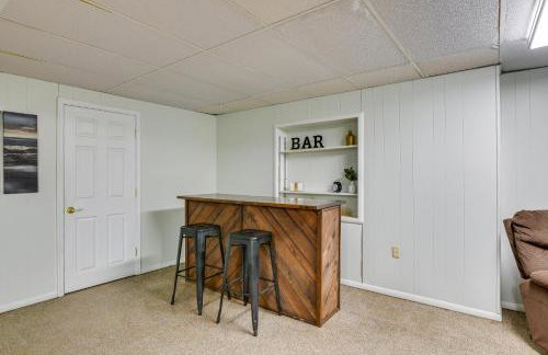 Pasadena Hideaway with Game Room and Fire Pit! - Foto 18