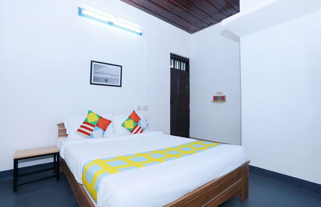 OYO Home 29319 Traditional Villa Near Thiruvananthapuram Zoo - Foto 9