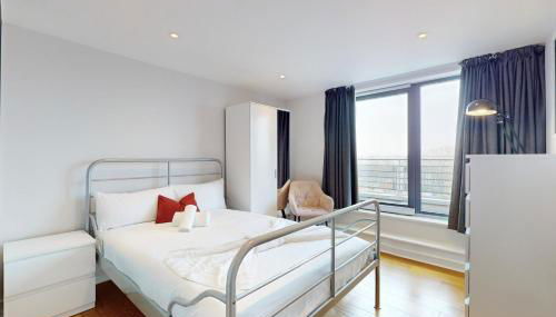 Penthouse Sanctuary with Wraparound Balcony - Pass the Keys - Foto 5, Other