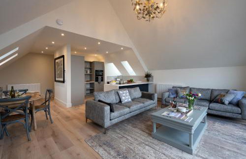 Capercaillie Cottage - Luxury converted steading - Photo 8