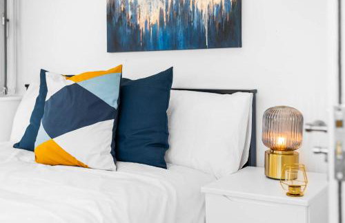 Charming Harvington Cottage - Hot Tub, Pet Friendly, Sleeps 11 - Foto 36