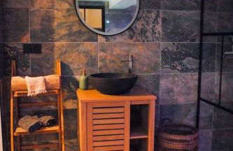 Nuit de la sagesse "jacuzzi terrasse et parking privé" - Foto 25