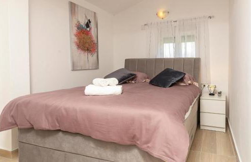 Awesome Home In Nedescina With Wifi - Foto 33