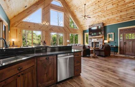 Black Bear & Blue Heron by Avantstay 2 Lakefront Homes, Sleeps 43 Pool, Dock, Theater - Foto 160