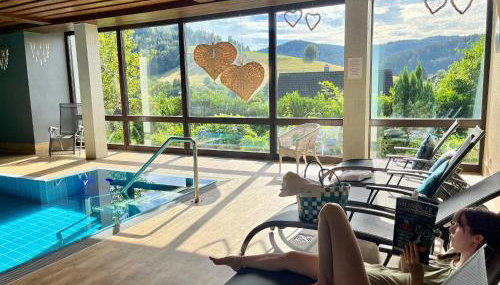 Apart Hotel Goldener Hahn Baiersbronn, Ferienwohnungen | Frühstück, Sauna & Indoorpool - Foto 4