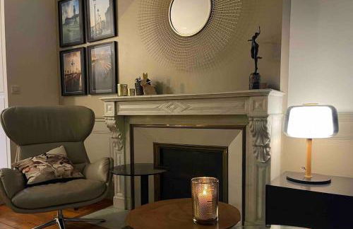 Jennys-Getaways Sunny Apartment Close Cité du Vin - Foto 28