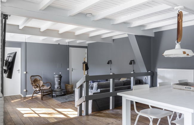 Luxuriously Restored Farmhouse With Trendy Interior Close to sea and Forest - Foto 43