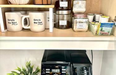 Golden Glow Style - Comfort & Central - Buckhead with Free Parking - Foto 12