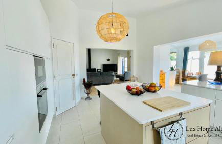 Villa Harmony - Stylish Villa - Pool & Terrace - Foto 13