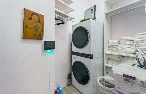 Vibrant Location Artistic Home Downtown King Bed - Foto 22