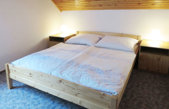 4 bedroom House in Siófok with garden and terrace - Photo 9