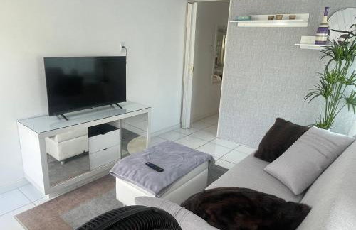 Anitápolis central -apartamento com jardim - Photo 2