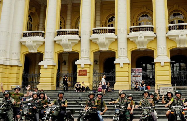 Tour di Hanoi in moto vintage - Tour di mezza giornata per piccoli gruppi - Foto 1