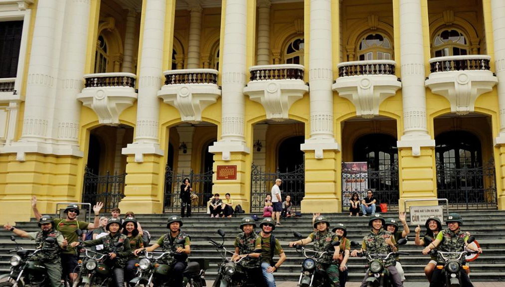 Tour di Hanoi in moto vintage - Tour di mezza giornata per piccoli gruppi - Foto 1