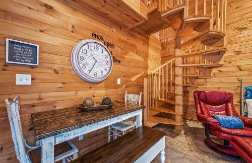 Serenity Escape Treehouse on 14 acres near Little River Canyon - Foto 53