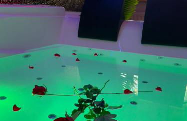 Historic vintage Suite with Jacuzzi & Sauna - Foto 22