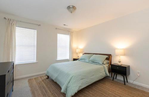 Welcome Families and Pets! 30 nights Entire Home - Foto 18