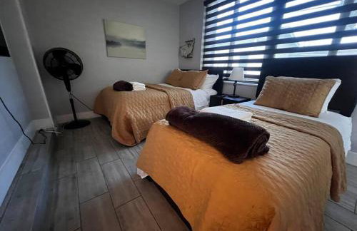 Luxurious Westchester Home Near Miami Clinics - Photo 45