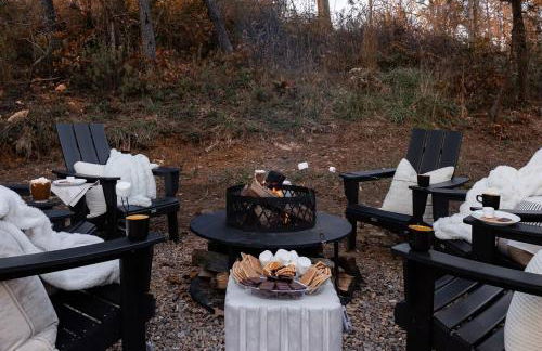 Heated Hydro Pool -Spa - Plunge - Luxe AVL Retreat - Foto 35