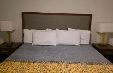 Luxury Southern Mansion w/ Pool - Foto 45