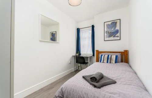 Entire Nuneaton House Next to the Station - Foto 14