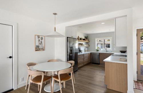 Modern Escape w Mountain Views, Walk to Lake, Golf, Resort, Dining - Foto 8