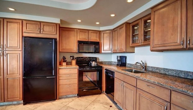 Kihei Beach, #506^ 1 Bedroom Condo by RedAwning - Foto 5, Cocina privada