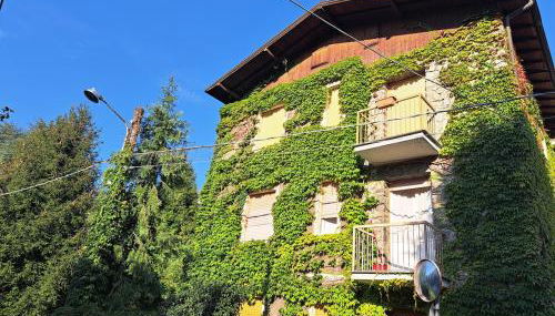 Dinky's apartment with a balcony overlooking the woods - Foto 5