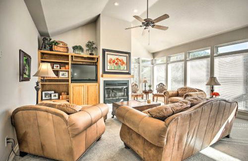 Home with Deck Near Lake Avalon, Boat Ramp and Golf! - Photo 1