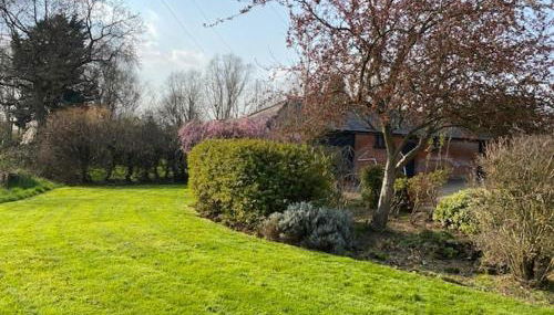 2-Bedroom Cottage Sleeps 5 Free Parking - Foto 2