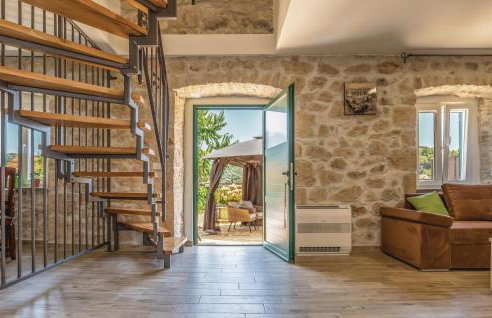 Awesome Home In Ploce With Jacuzzi - Foto 13