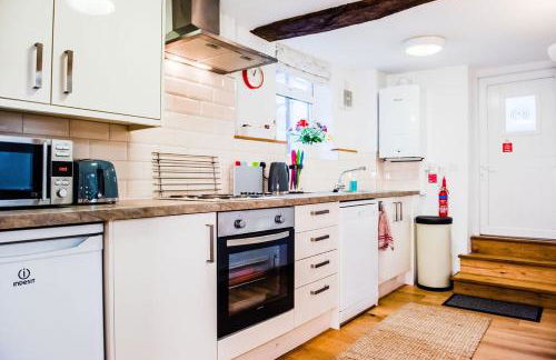 Thursdays Corner Tudor Cottage - Foto 13