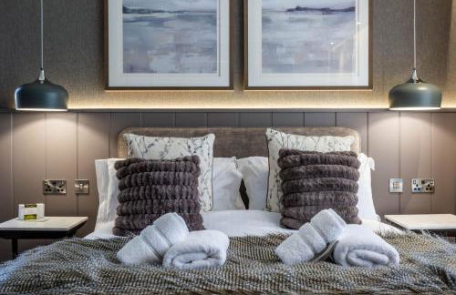 Arran Shores Luxury Shorefront Apartment 8 - Photo 9