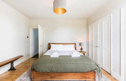 Stunning 2-bed Townhouse in Moreton-in-Marsh - Pass the Keys - Foto 16