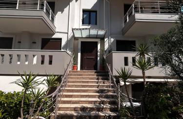 A-CLASS APARTMENT,near the sea & Patras University - Photo 31