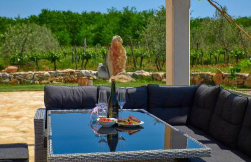 Relax house surrounded by olives and vineyard - Photo 18