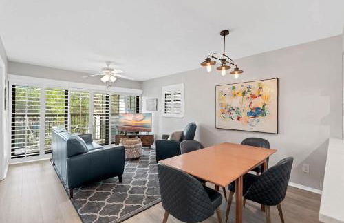 Corner Unit With Lake and Fountain Views - Foto 1