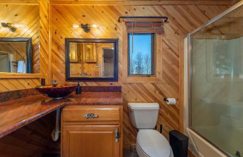 6 Br Cabin Hot Tub Fire Pit Min to Hatley Pointe - Foto 30