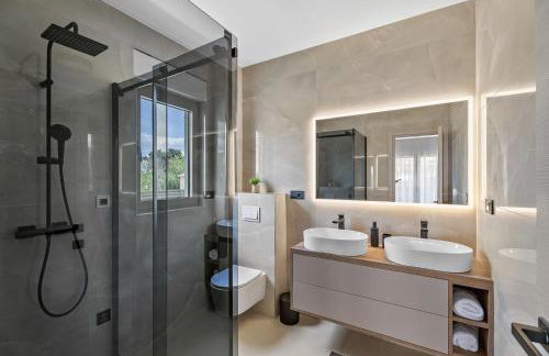 Villa San Pietro A Luxurious Seaside Retreat in Kaštel Štafilić - Foto 30