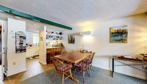 Village Green Unit 8F - Foto 5