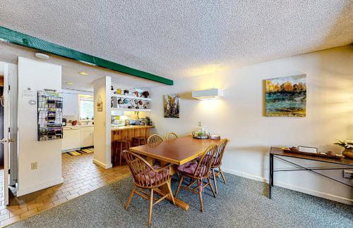 Village Green Unit 8F - Foto 5