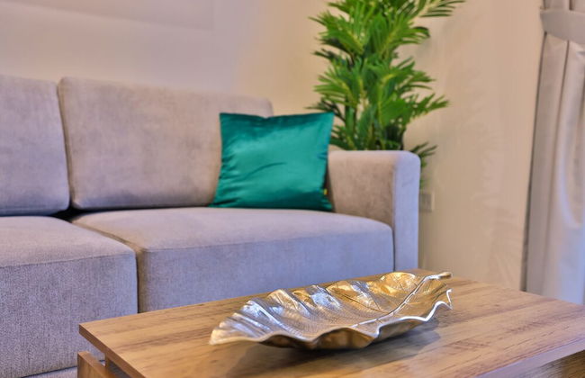 Luxe Apartments near Dubai Mall, Burj Khalifa - Pool, Gym, & Parking by Sojo Stay - Photo 67