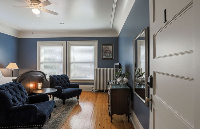 Offutt Manor - Photo 4